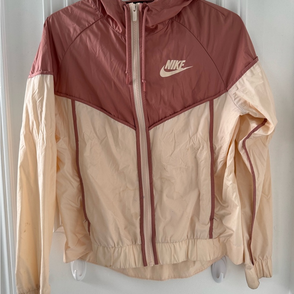 Nike Women's Two-Tone windbreaker
